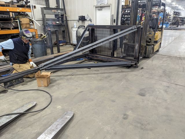 Whether you’re looking to create custom components, prototypes, or intricate structural elements, choosing the right metal fabricator is crucial to the success of your project. Selecting the wrong partner can lead to delays, increased costs, and subpar results. 

We’ll guide you through the key considerations in choosing a metal fabricator that aligns with your industry needs ➡ #linkinbio

 #howto #metalfabricator #metalfab #metalfabrication #industry